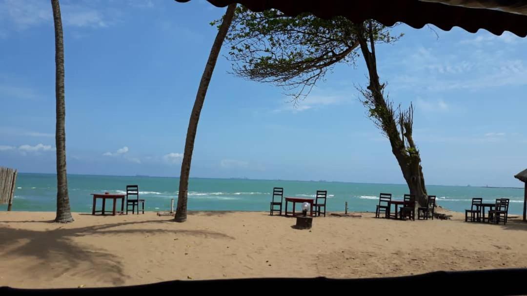 Case De Robinson Lomé Extérieur photo
