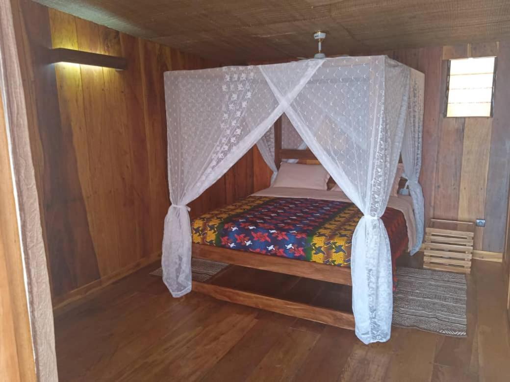 Case De Robinson Lomé Extérieur photo